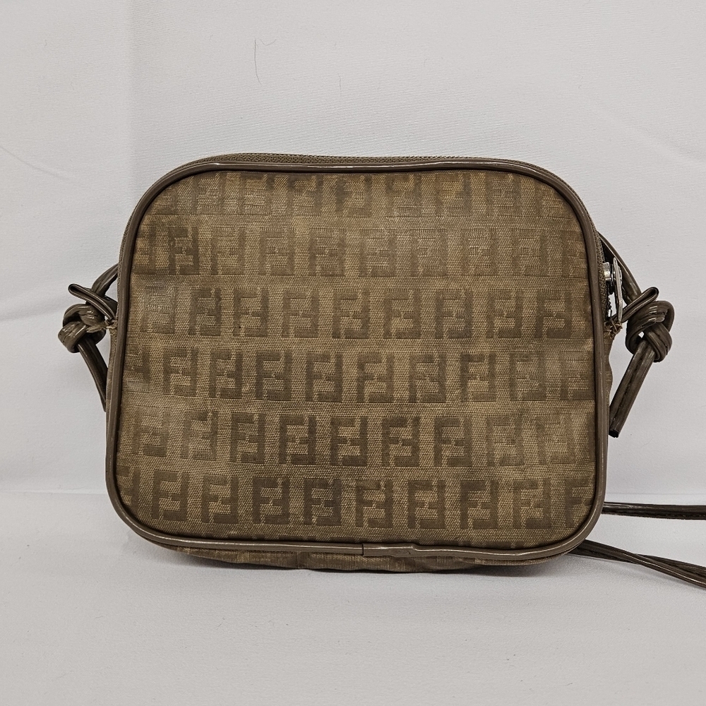 Fendi Zucchino Vintage Vinyl And PVC Crossbody Bag In Tan And Brown - Picture 9 of 13
